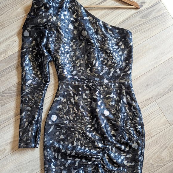 IRIO (NWT) Black And Silver Myriad One-Shoulder Dress - Picture 4 of 11